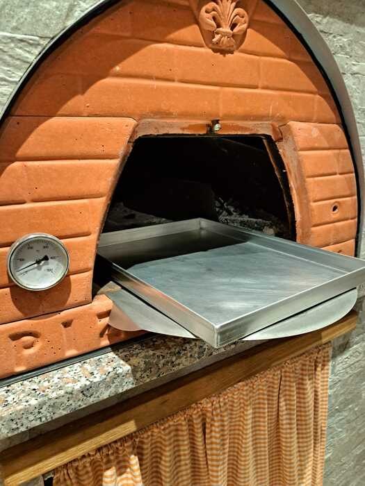 Bollore, Passione, 70x70, Pizzone: Extensión frontal