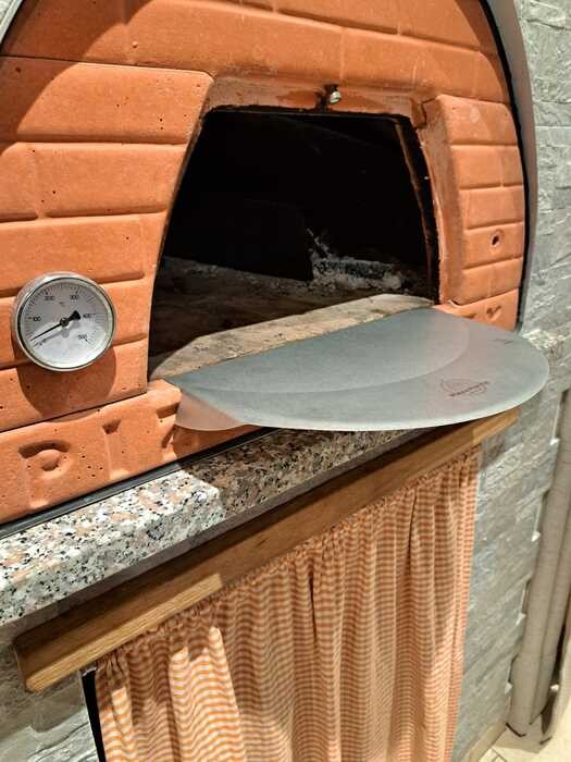 Bollore, Passione, 70x70, Pizzone: Extensión frontal