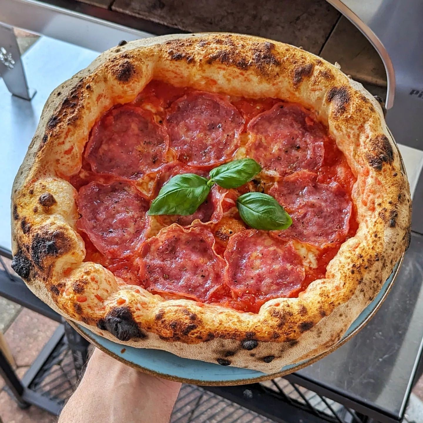 Horno de gas exterior Emozione grande para 2 pizzas "PLATA CLARA" 40x70 cm
