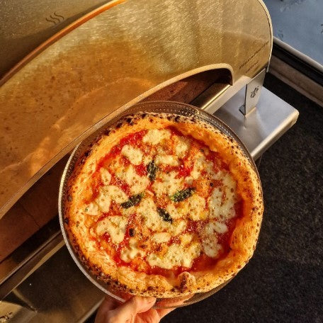 Horno de gas exterior Emozione grande para 2 pizzas "PLATA CLARA" 40x70 cm
