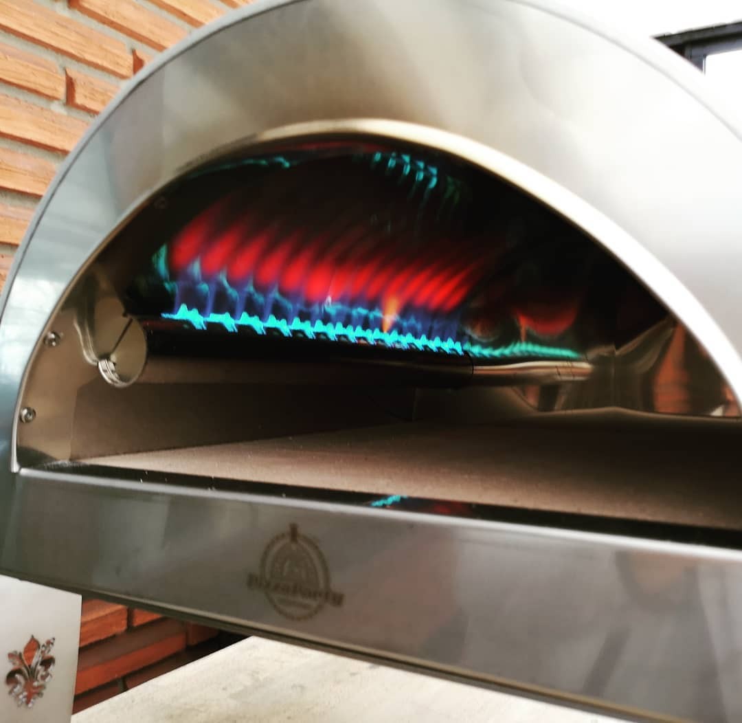 Horno de pizza de gas Ardore para exterior "PLATA" 40x40cm