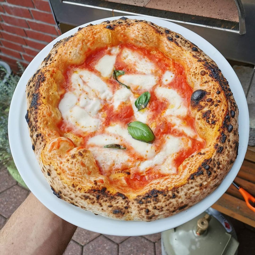 Horno de pizza de gas Ardore para exterior "PLATA" 40x40cm