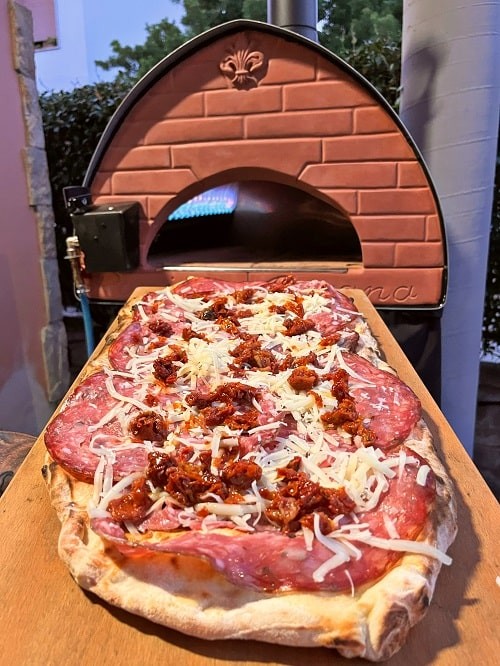 Horno de pizza exterior de gas y leña Passione "NEGRO" 80x60cm