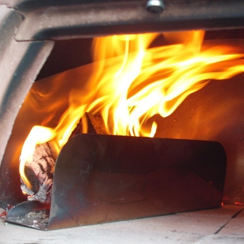 Spartifiamma (Protector de fuego) para hornos de leña
