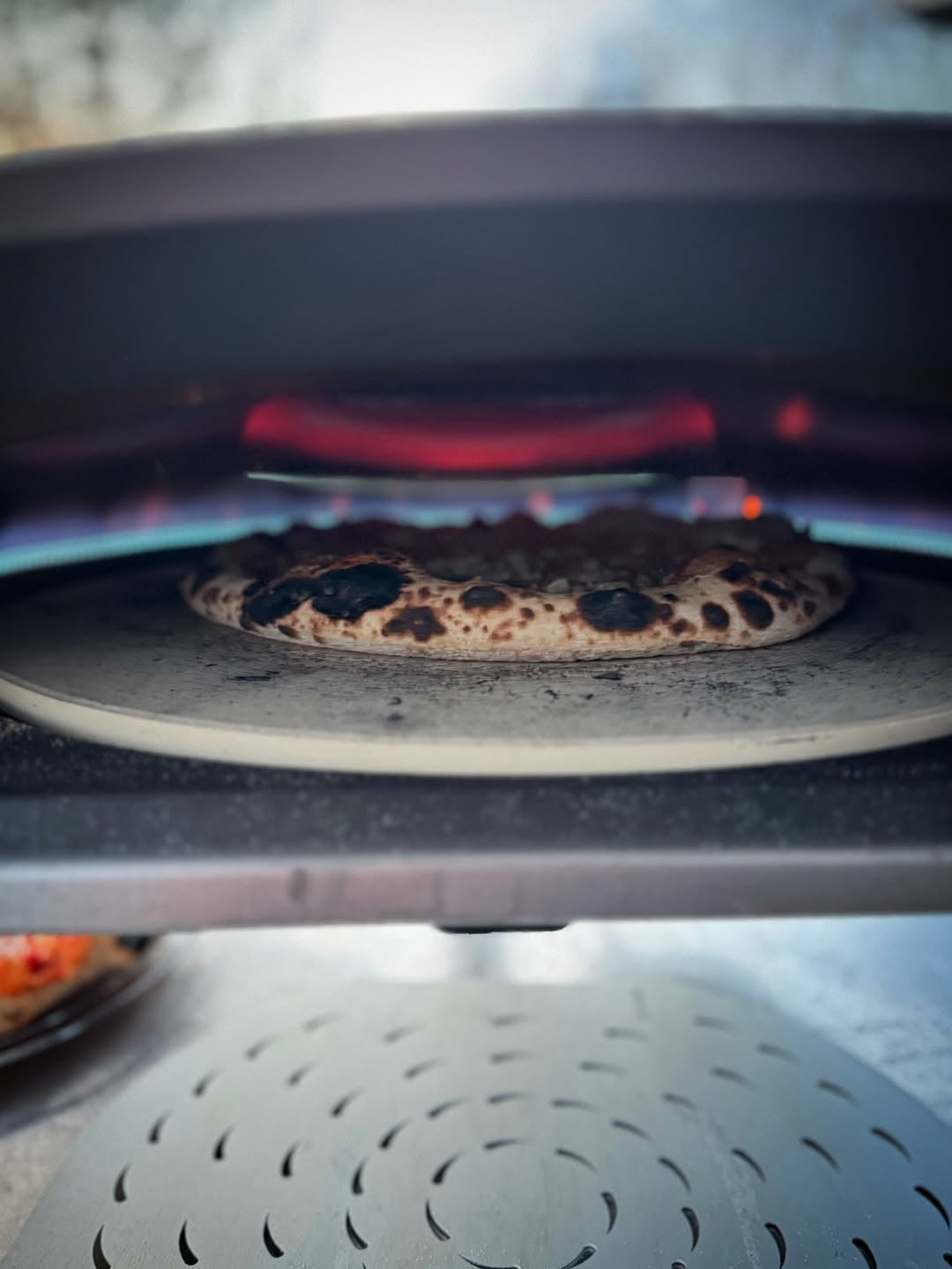 Tentazione Air: Horno de gas con piedra de cocción giratoria de 40 cm (16″)